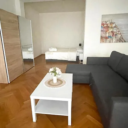 Fully Furnished Down Town * Losanna